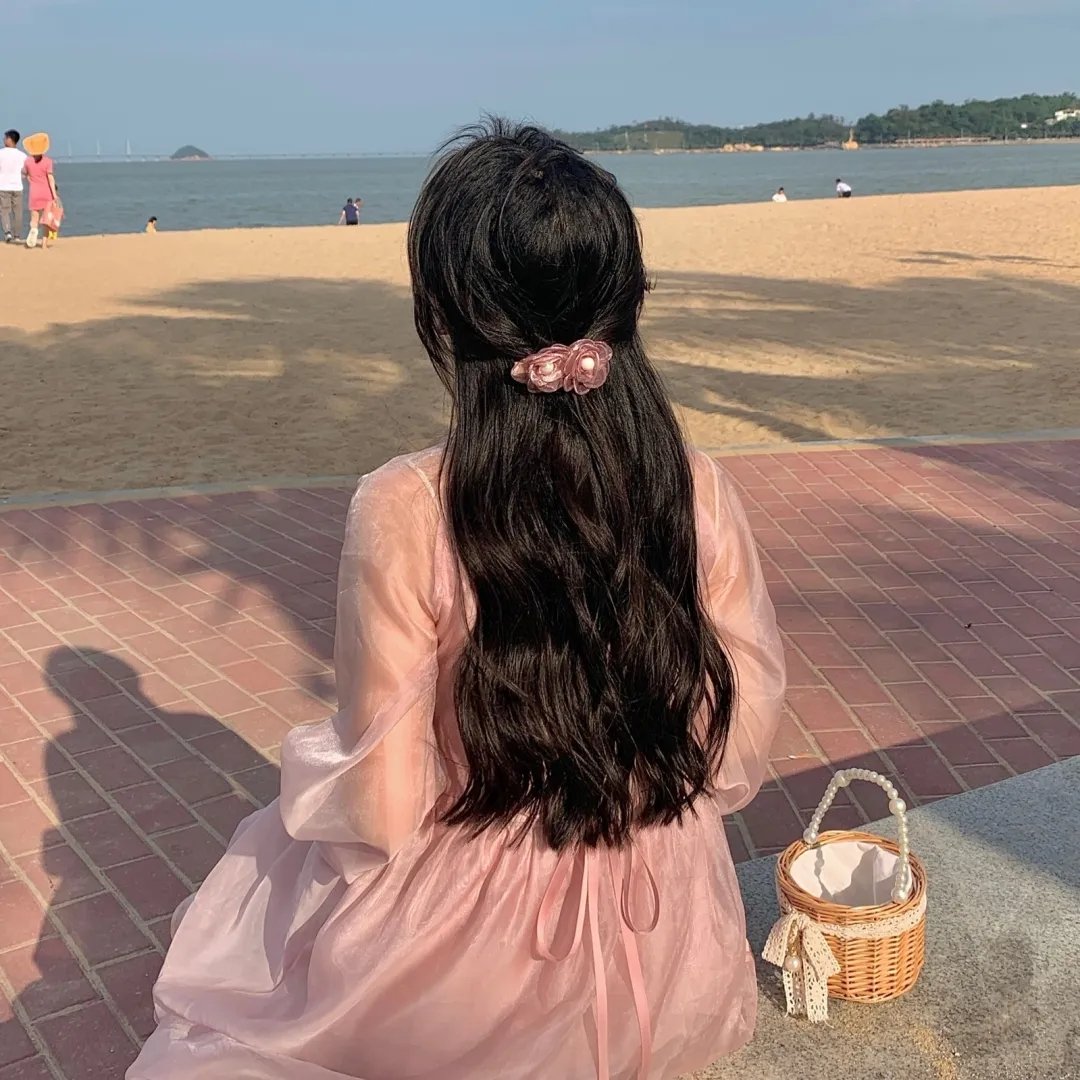 杜鹃花飞